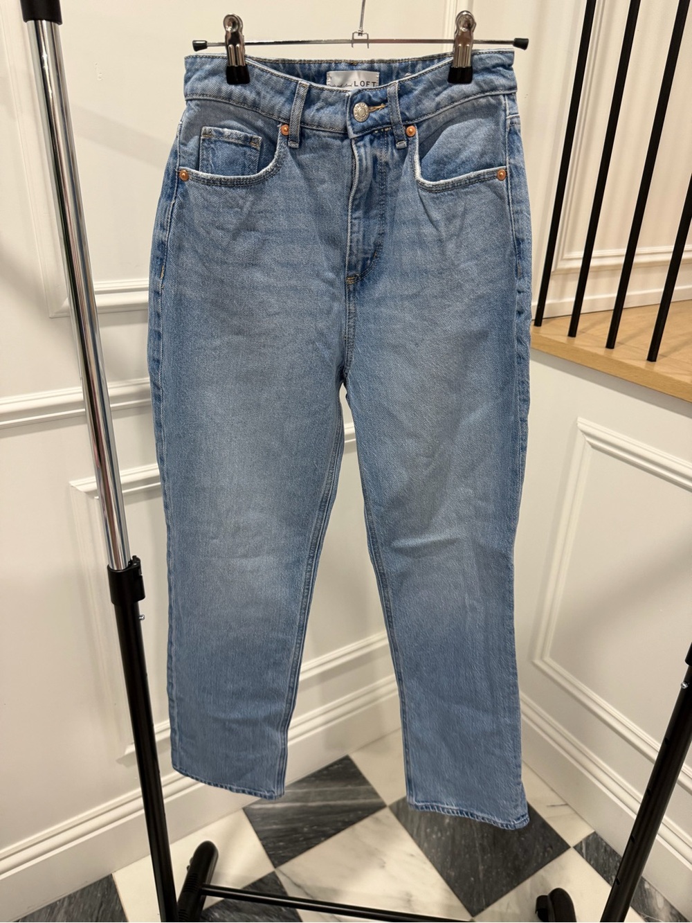 LOFT Women’s Light Blue Straight-Leg Jeans